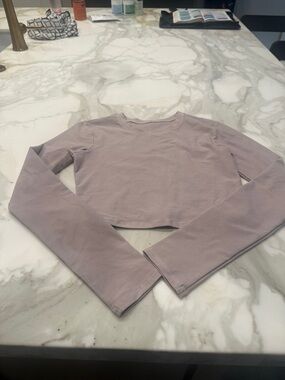 Washed ALO alosoft Yoga Cropped Long Sleeve Top in Grey Sky Wash